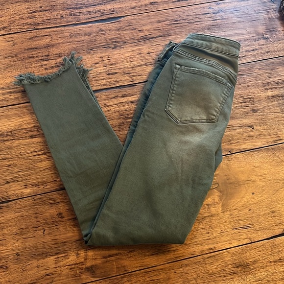 Dear John Olive Skinny Jeans with Frayed Hem.  Size 26 - Picture 2 of 5
